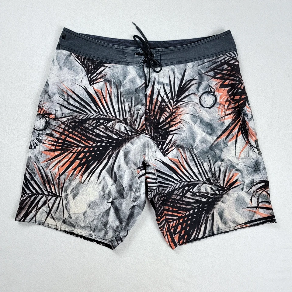 Volcom  Mod Tech Board Shorts Swim Trunks Men's XL Multicolor Floral Swimwear - Image 1 of 4