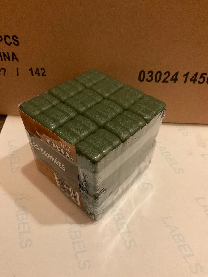 ERTL 1:16 pacas de heno cuadradas de plástico paquete de 24 Foto 1 de 1