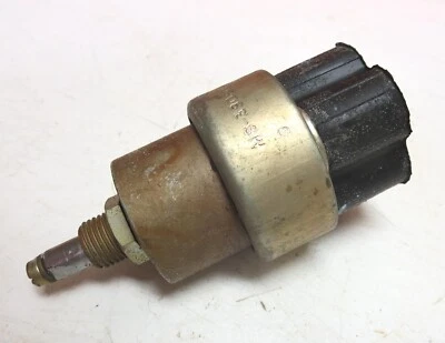 Interruptor de encendido militar Jeep M38A1 M151 Mutt G838 M715 M35 M939 Nuevo de Lote Antiguo Foto 1 de 2