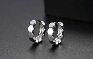 Damen Ohrringe Klapp Creolen 3 Fach Rhodiniert Hochglanz Kinder Ohrschmuck - Picture 1 of 7