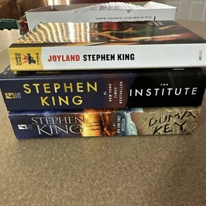 Lot Of 3 Stephen King Paperback Joyland, The Institute, Duma Key Horror - Picture 1 of 15