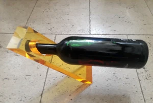 2 Stück Acryl Flaschenhalter, Flaschenständer, schwebende Flasche, klar orange - Bild 1 von 1
