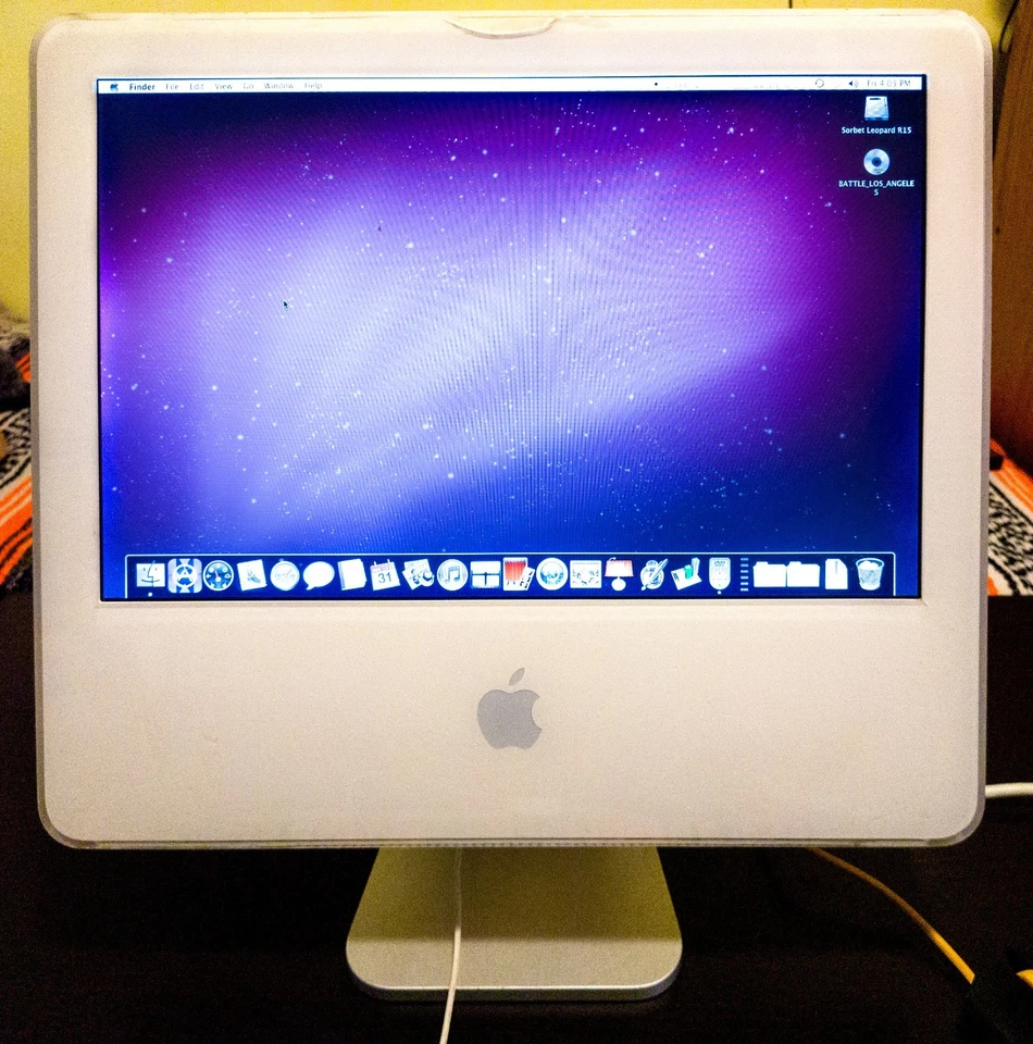 BEAUTIFUL 2005 POWERMAC (iMac) 8,1 17” 1.6GHz G5 1GB RAM 80GB SATA HDD TESTED - Image 1 of 4
