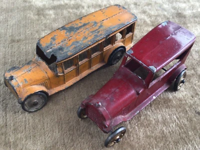 Lote De Colección Tootsietoy #4641 Buick Touring Car 1924 y #4651 Fageol Bus 1927-1933 Foto 1 de 4