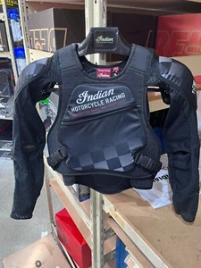 YOUTH EFTR ARMOUR BK, M #286022303 - Picture 1 of 1