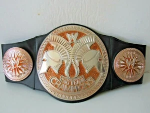 Réplica de cinturón de campeones en equipo de lucha libre de juguetes Mattel 2010 WWE talla niños - Imagen 1 de 8