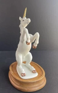 Vintage Andrea Sadek Einhorn mit Ständer - weißes Porzellan mit Goldhorn #5809 - Bild 1 von 24