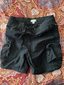 Unisex White and Black Shorts size 6 and 7 - Bundle - Picture 1 of 4