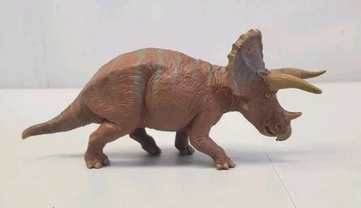 1994 BATTAT Museum Of Science Triceratops Figure Horridus Dinosaur 1/40th Scale  - Image 1 of 4