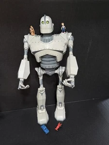 Iron Giant 20" Figur mit Hogarth - (Elektronik funktioniert nicht) Traktor, Dean, Auto - Bild 1 von 15
