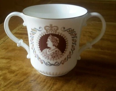 Royal Doulton China Loving Cup HM Elizabeth Queen Mother 80th Birthday 1980 - Image 1 of 4