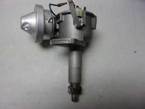 Hitachi  T3T04872   Remanufactured Ignition Distributor   - Picture 1 of 4