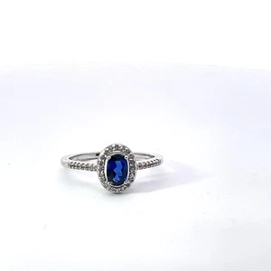 Sterling .60ct Ovale Creato IN Laboratorio Zaffiro & .16ct Diamante Rotondo Halo - Foto 1 di 7