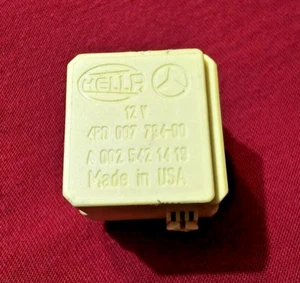 Mercedes-Benz Relay A 002 542 14 19, 12V by Hella, Excellent condition! - Picture 1 of 10