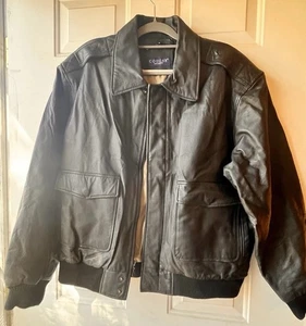 Puma Leder Bomberjacke Herren Medium schwarz durchgehender Reißverschluss isoliert, gefüttert Vintage - Bild 1 von 11