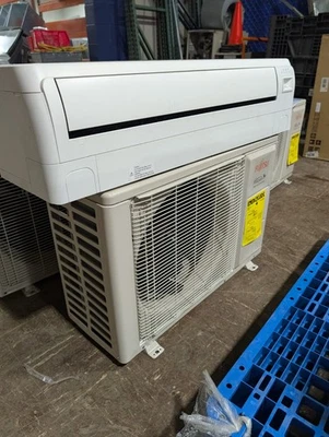 Fujitsu AOU9RLFFH Halcyon Inversor DC, Aire Acondicionado Tipo Split Foto 1 de 4