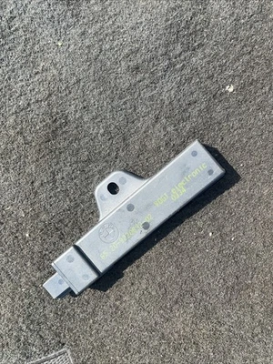 2012-2016 宝马 328i 无钥匙进入接收器控制模块 9220832-02 原始设备制造商 — 第 1/3 张图片