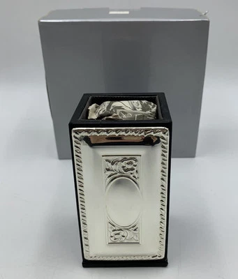 Porta Penne In Argento E In Pelle Nero Set Da Scrivania Vintage Anni 90’ Usato - Immagine 1 di 4