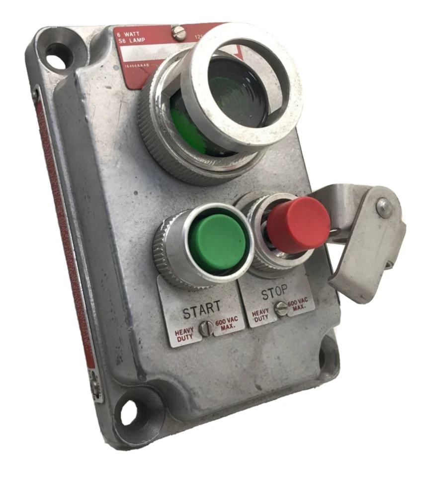 XCS-0A15-GL-LO KILLARK EXPLOSION PROOF PUSHBUTTON CONTROL STATION - Image 1 of 4