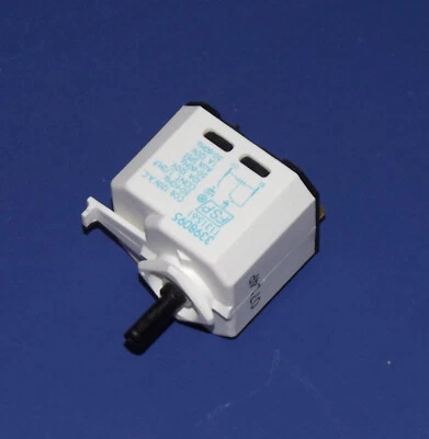 Secadora Kenmore: interruptor de empuje a arranque (3398095 / WP3398095) {P4332} Foto 1 de 4