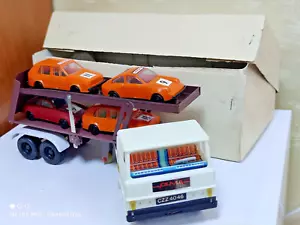 VINTAGE TOY AUTO CARRIER TRUCK PUMA CAR TRANSPORTER CZZ 4046 WITH POLGAL MODELS - Picture 1 of 12