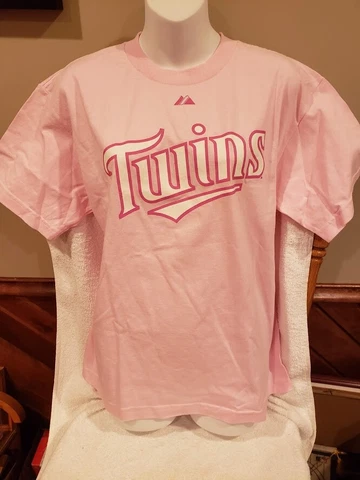 CUTE Minnesota Twins Joe Mauer Adult Lg Pink Majestic Jersey T-Shirt, NEW&NICE! Cover