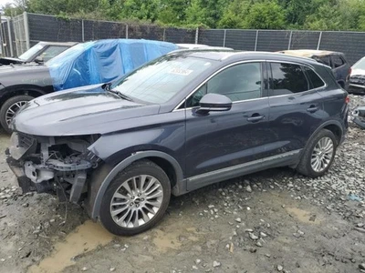 2015 Lincoln MKC Fuse Box Engine OEM Used 132K Miles Stock #058099 - Image 1 of 4