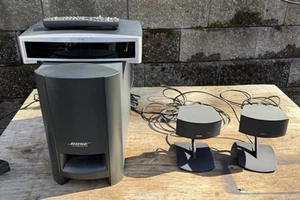 BOSE AV3-2-1 Series II DVD/CD Media Center w PS3-2-1 II Powered Speaker System - Picture 1 of 18