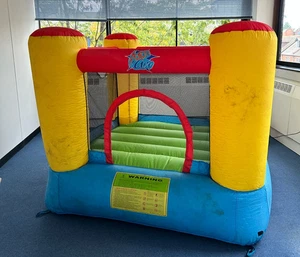 Action Air Kinder AirFlow Hüpfburg mit Gebläse, 2x2x1,6 Meter - Bild 1 von 6