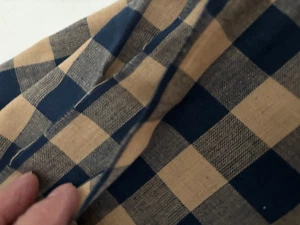 3/4+ YD VTG Navy Blue Ecru Beige LARGE PLAID Check Quilt FABRIC Homespun Farm - Picture 1 of 9