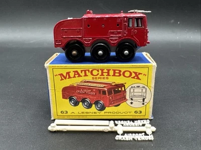 Vintage Lesney Matchbox #63 FIRE FIGHTING CRASH TENDER red Original Box COMPLETE - Image 1 of 4