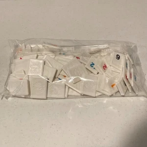 RUMMIKUB Spiel WEISSE STEINE Neu!  FABRIKVERSIEGELT Ersatz Pressman - Bild 1 von 3