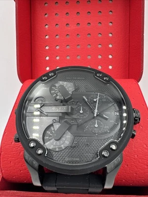 Reloj informal para hombre Diesel DZ7396 Mr.Daddy 2.0 negro cronógrafo de acero inoxidable Foto 1 de 4