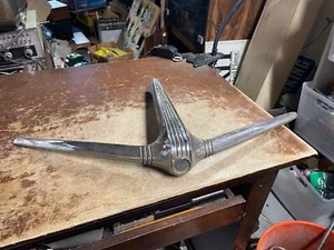 1948-54 USED JEEP WILLYS HOOD ORNAMENT OEM 94856777 Chrome - Picture 1 of 5