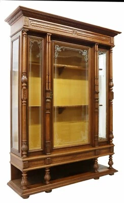 Antique Bookcase, Etched Glass French Henri II Style, Walnut, 1800's, Handsome! - Image 1 of 4