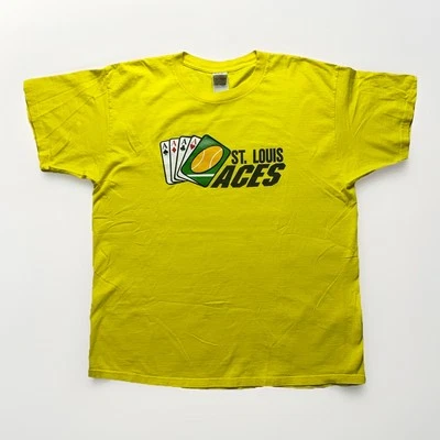 Camisa Tenis Vintage Fruit of the Loom Heavy XL 90s Y2k Camiseta St Louis Aces Staff Foto 1 de 4