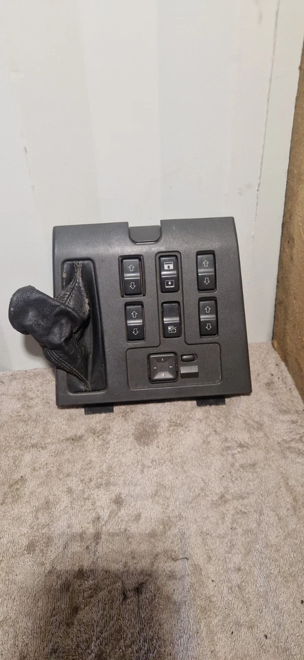 Range Rover P38 2.5 4.0 4.6 Centre Console Window Switches - Image 1 of 1