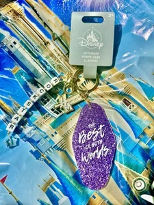 2025 Disney Parks Hannah Montana Rockstar Glitter Keychain NEW - Picture 1 of 1