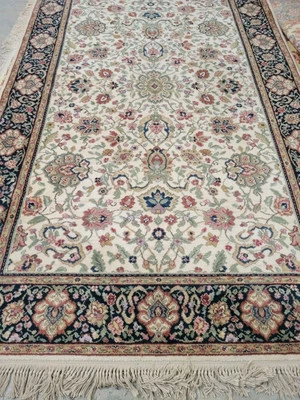 Karastan Rug 5.9 x 9 Ivory Indian Kirman #700/706 Wool Rug Original Karastan - Image 1 of 4