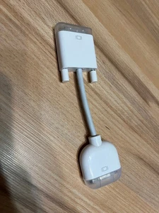 Genuine OEM Apple 607-1158 DVI to VGA Video Monitor Adapter - Picture 1 of 3