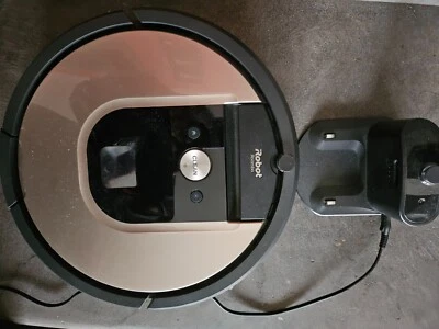 iRobot Roomba 880, Senza sacchetto, Nero, Rotondo - Immagine 1 di 4