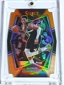 2021 Select Giannis Antetokounmpo #140 ORANGE /65 Die Cut Premier Level - Rare - Picture 1 of 3