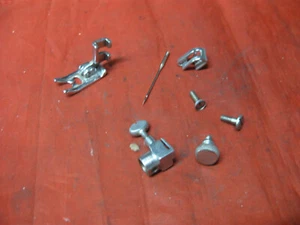 Singer 328K Sewing Machine Needle Clamp Assembly Original Vintage - Picture 1 of 2