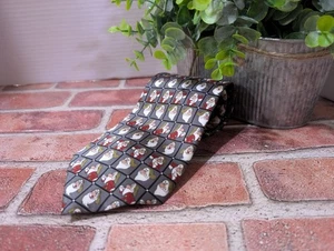 "Corbata Walt Disney World Seven Dwarfs Grumpy 100 % seda 4"" 61"" coleccionable" - Imagen 1 de 7