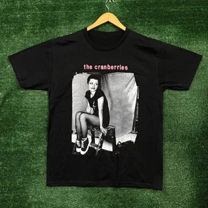 The Cranberries Remembering Dolores Rock Band T-Shirt Size Large - Picture 1 of 4
