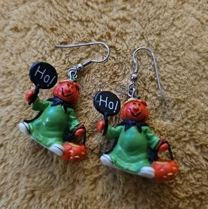 Pendientes de truco o trato Jack-o-Lantern de Halloween años 80 de plástico vintage - Imagen 1 de 4
