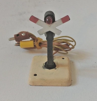 MARKLIN MÄRKLIN H0 -   N°  1   SEGNALE 7050  X 7192 - Immagine 1 di 2