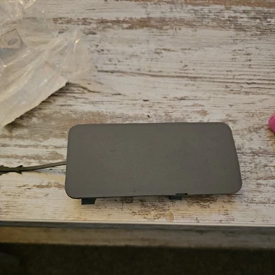 GENUINE FORD FIESTA MK5 1999-2002 FRONT BUMPER TOW EYE COVER YS61-17A989-A NOS - Image 1 of 3