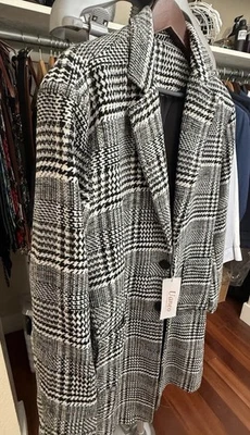 Men’s Trench Coat Large Long Tailored Fit Pattern Black/WhiteWool/Polyester - Image 1 of 4