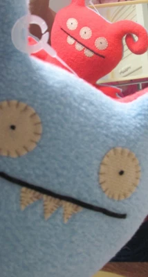 Little Uglys Turny Burny красный с одной стороны синий с другой новый с Ярлыками 2009 #51341 - Изображение 1 из 4